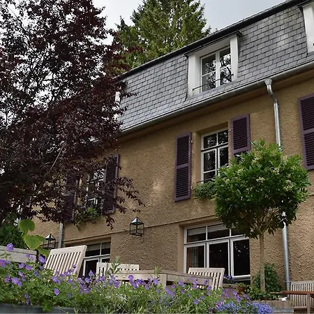 Le Point De Vue Hotel